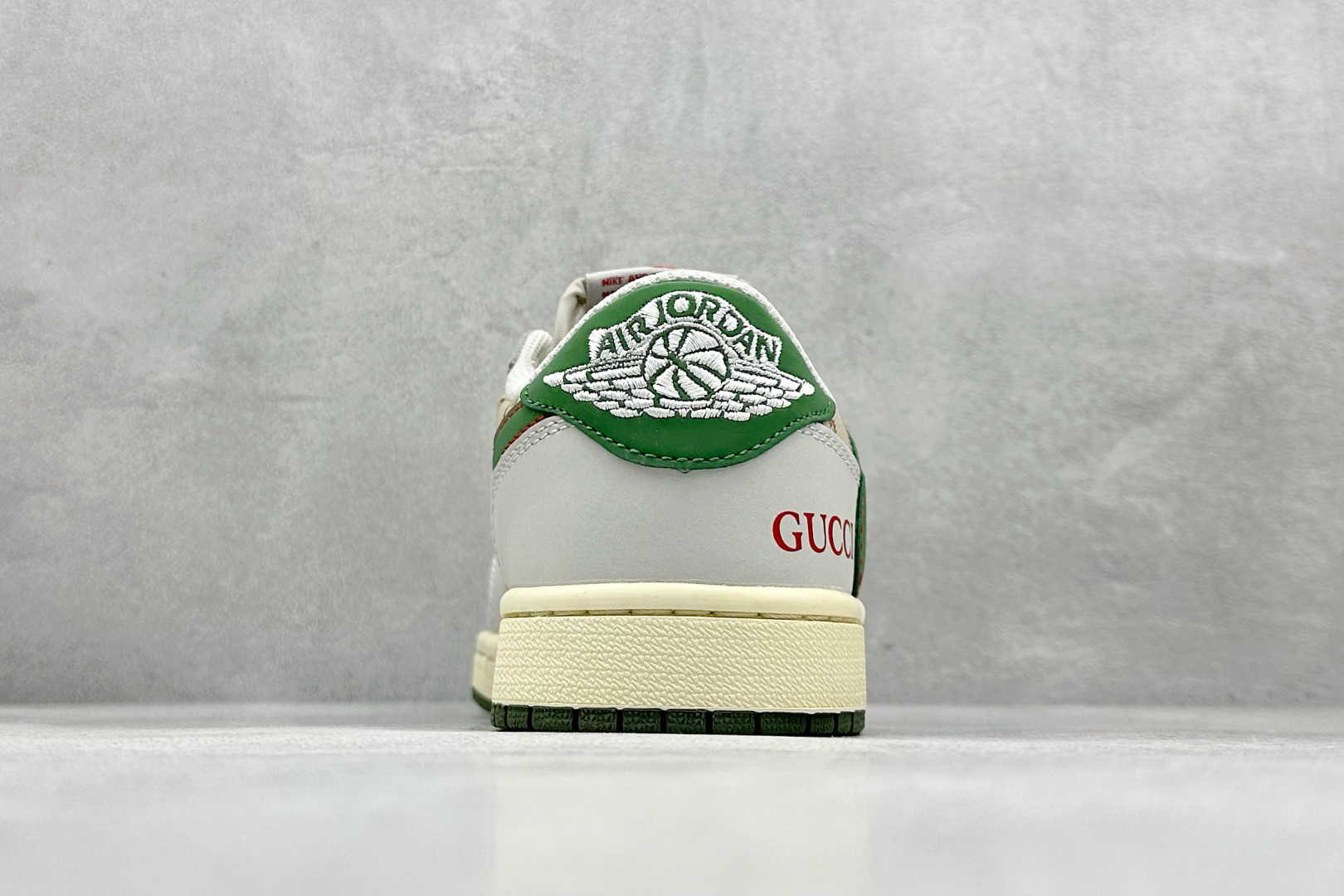 280 XC版Travis Scott x Fragment Design x Air Jordan 1 Low SP AJ1 乔1 古驰联名 花纹绿棕 低帮文化休闲板鞋  DZ5899-001