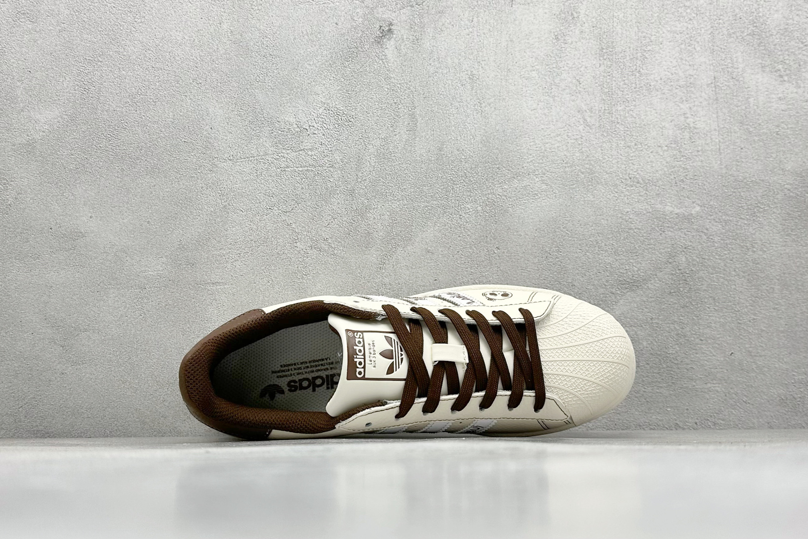 220 AD Originals Superstar x LABUBU 白棕  DS0028
