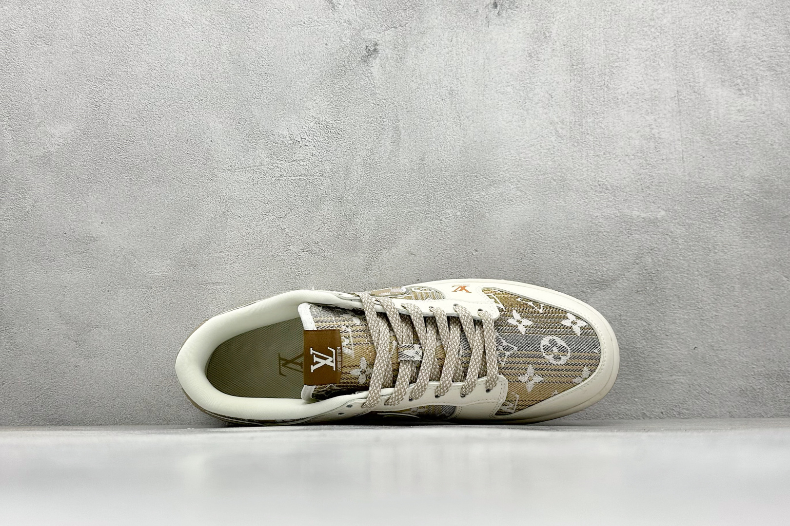 240 Nike SB Dunk Low “路易威登LV联名---米白黄帆布印花” 高端定制 低帮休闲板鞋  DS6608-006