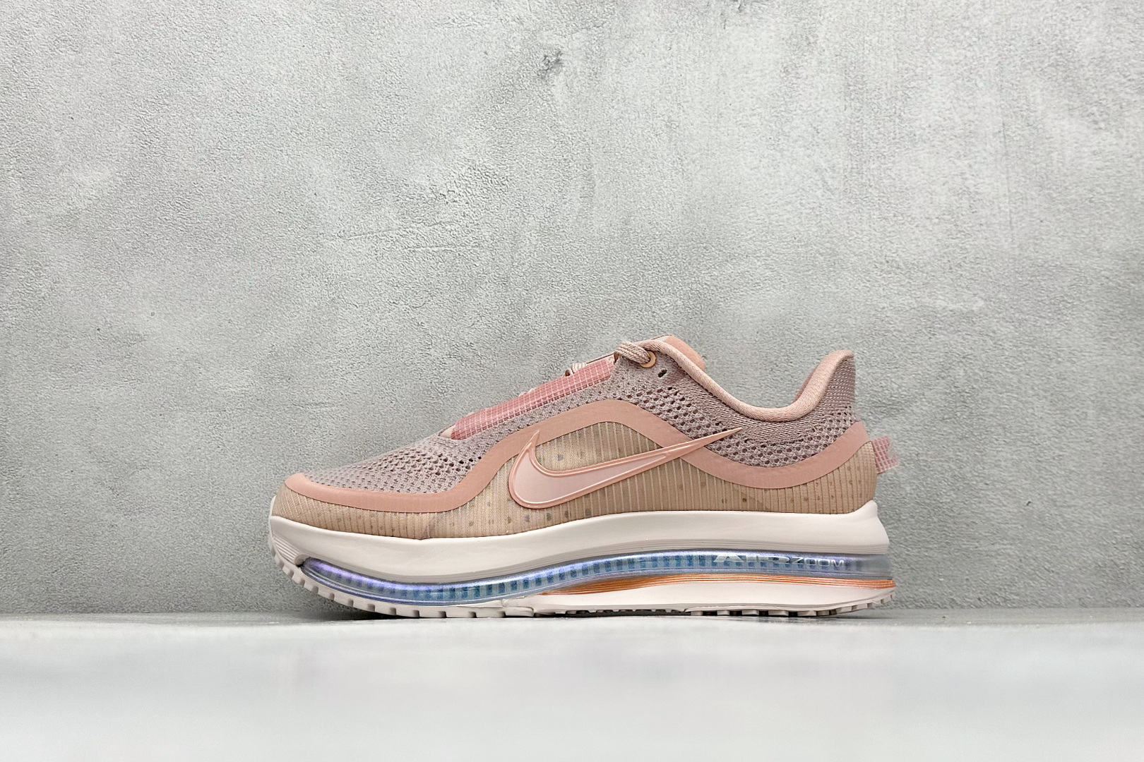 280 Nike Air Zoom Pegasus Premium 网面全掌气垫缓震跑鞋  HQ2593-603