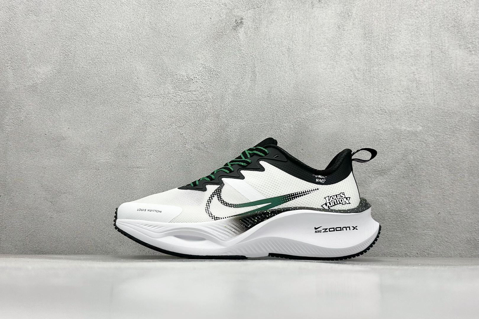 200 NIKE ZOOM PLUS 全新跑鞋  CK4318-162