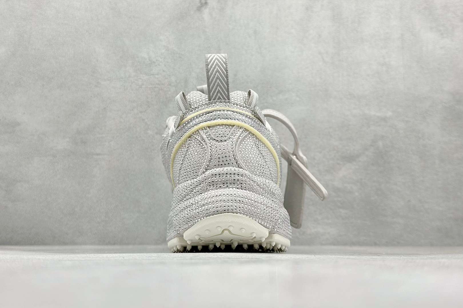 500 S版Off-White C/O VirGil Abloh 人气单品 2024s OW最新款情侣款跑鞋