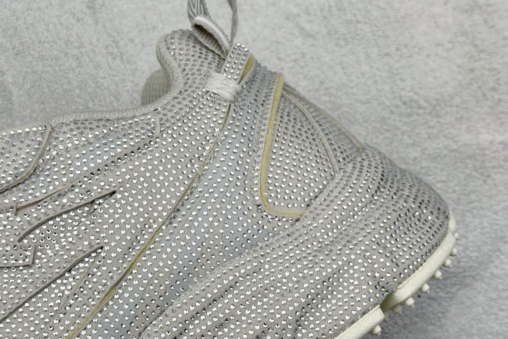 500 S版Off-White C/O VirGil Abloh 人气单品 2024s OW最新款情侣款跑鞋
