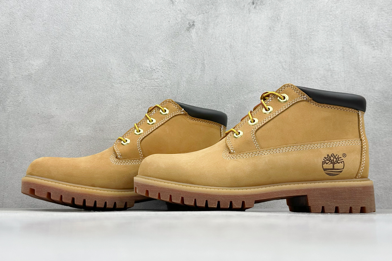 300 Timberland添柏岚/天伯伦户外中帮休闲大黄靴系列