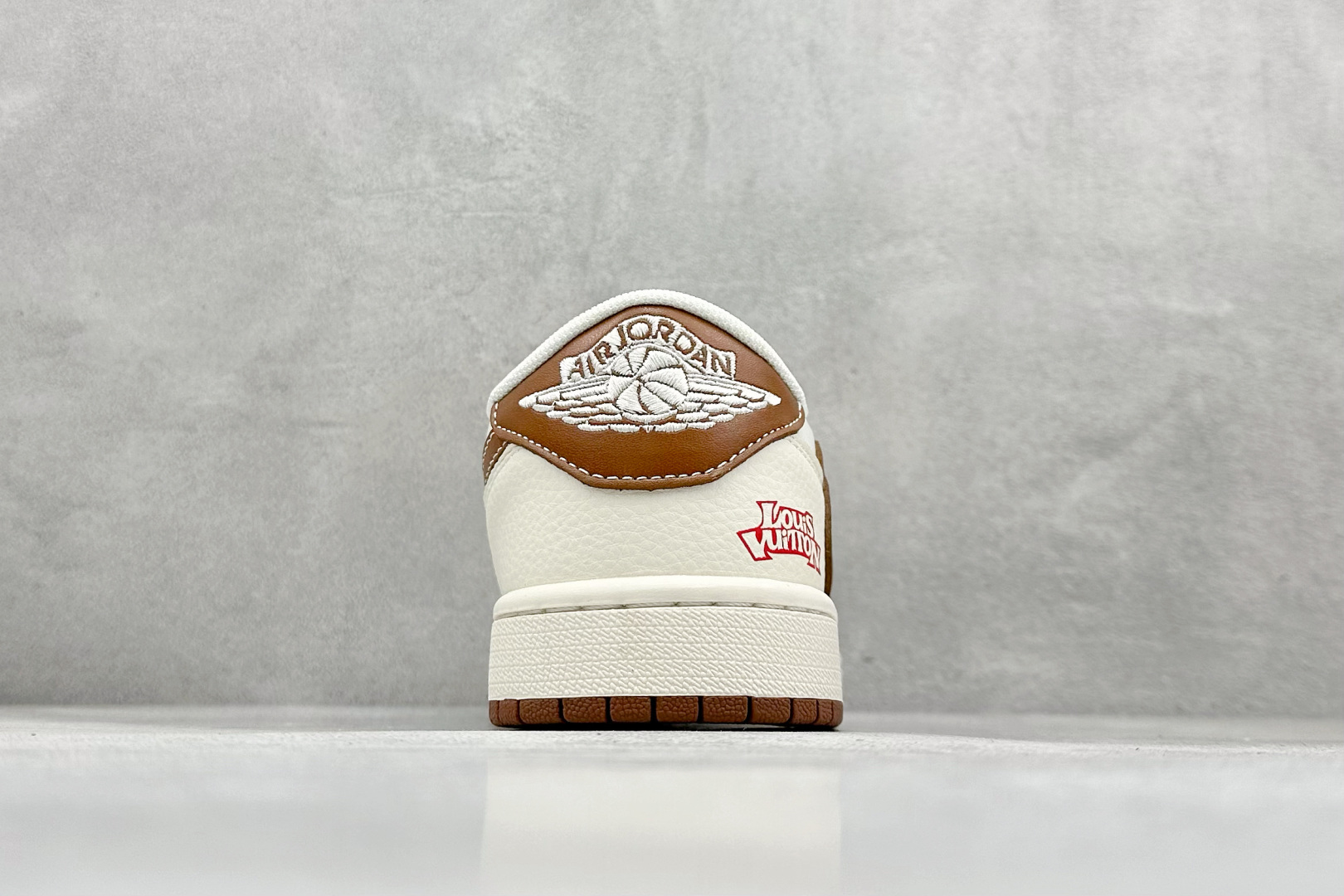 240 Travis Scott x Nike Air Jordan 1 Low x Louis Vuittx LABUBU Air Jordan 1 Low 反转白棕小勾满天星倒钩  HS8068-057