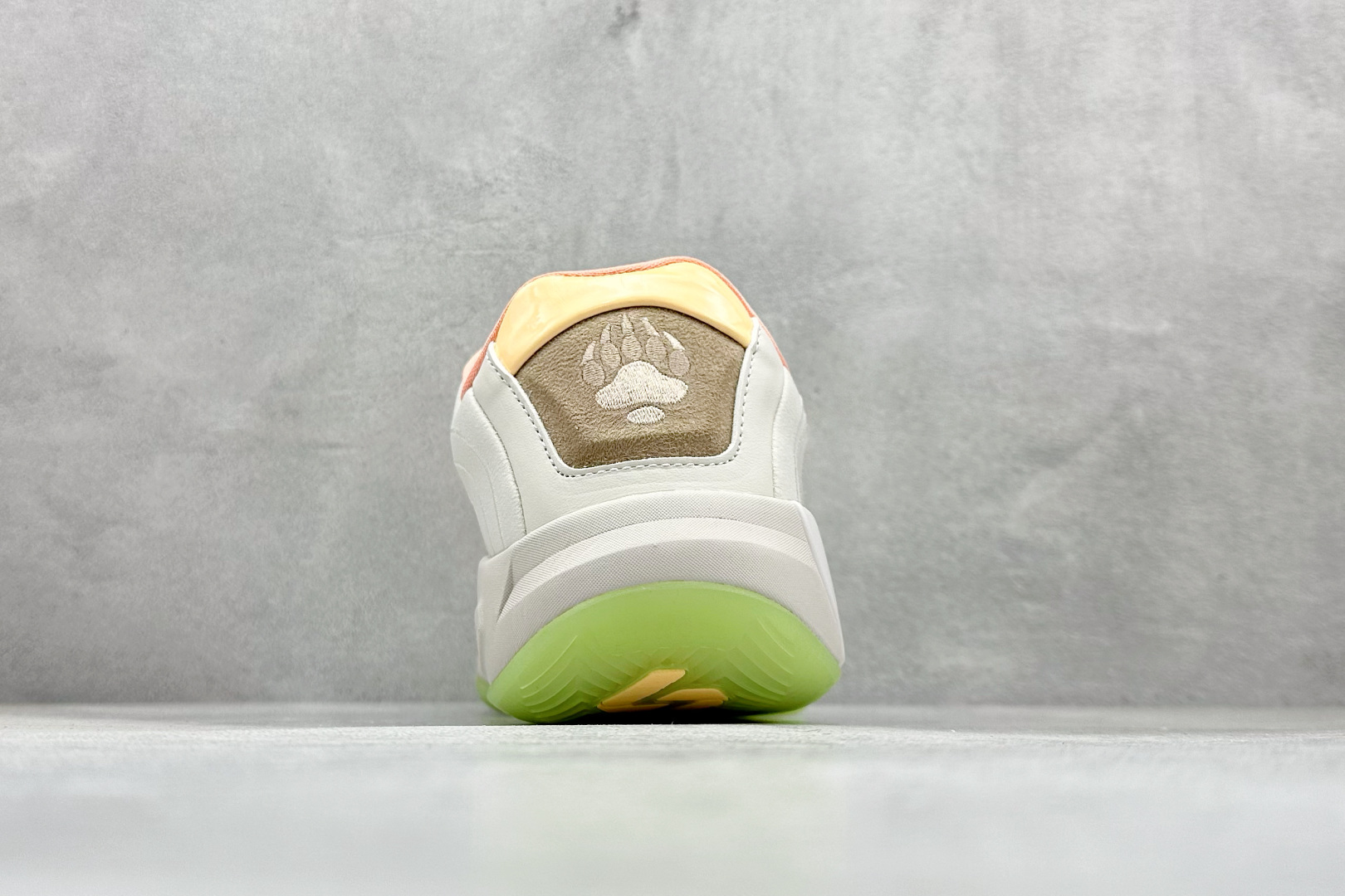 220 GJR版 Jordan Luka 4 卢卡东契奇签名实战舒适时尚减震防滑低帮篮球鞋  IO0198-100