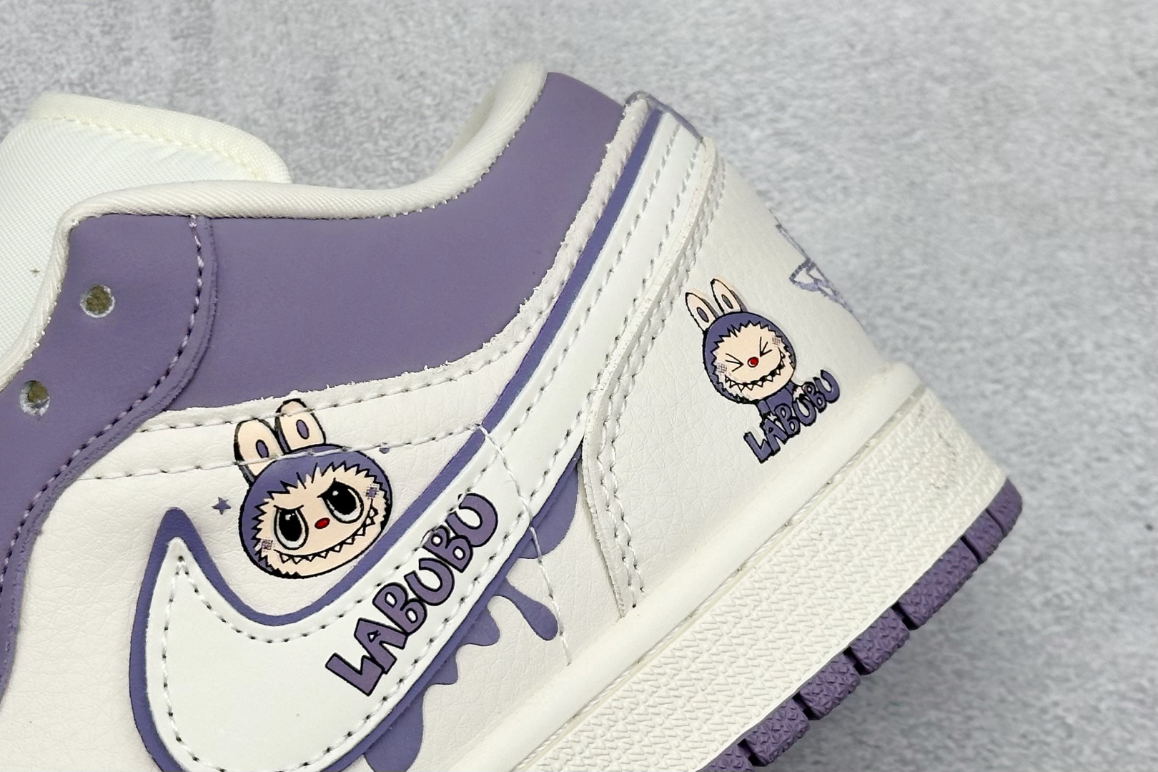 280 XC版Air Jordan 1 Retro Low x LABUBU 米紫拉布布  QR2025-005