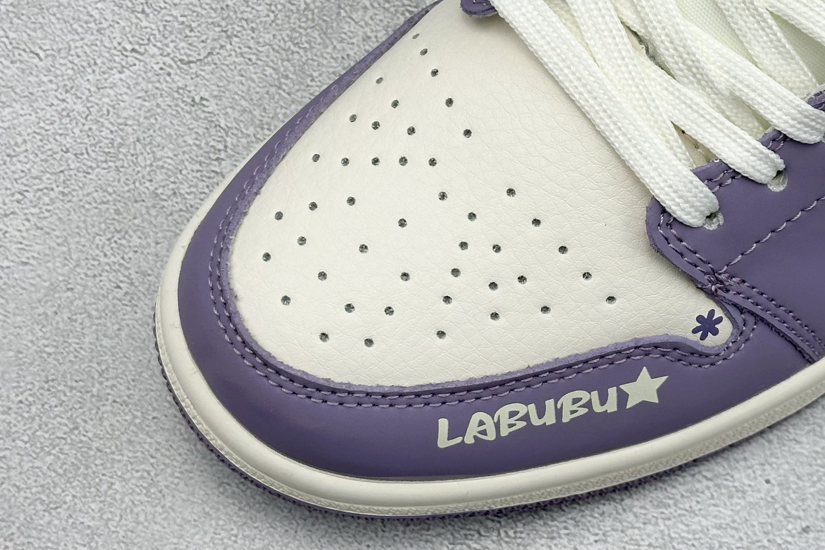 280 XC版Air Jordan 1 Retro Low x LABUBU 米紫拉布布  QR2025-005