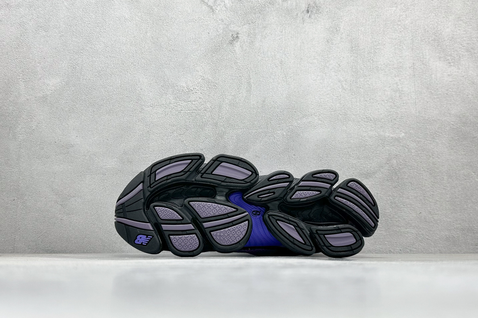 210 New Balance 新百伦 M2000系列 时尚百搭 织物人造革猪皮 网面休闲鞋  U200087T