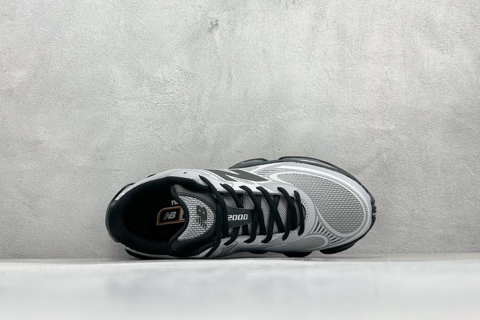 210 New Balance 新百伦 M2000系列 时尚百搭 织物人造革猪皮 网面休闲鞋 U20006OU