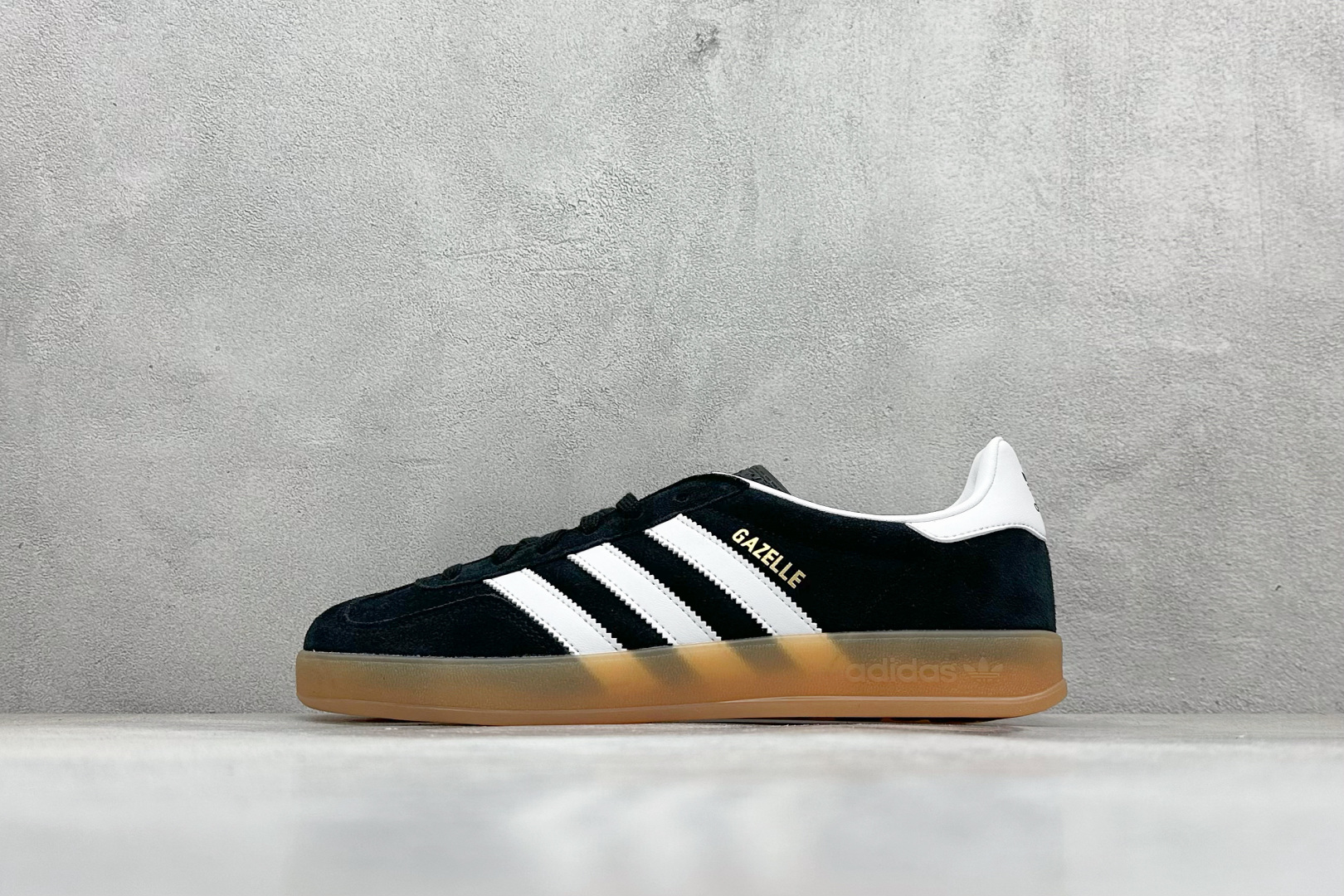 190 AdidOriginals Gazelle Indoor 三叶草复古休闲防滑耐磨低帮板鞋  JI2060
