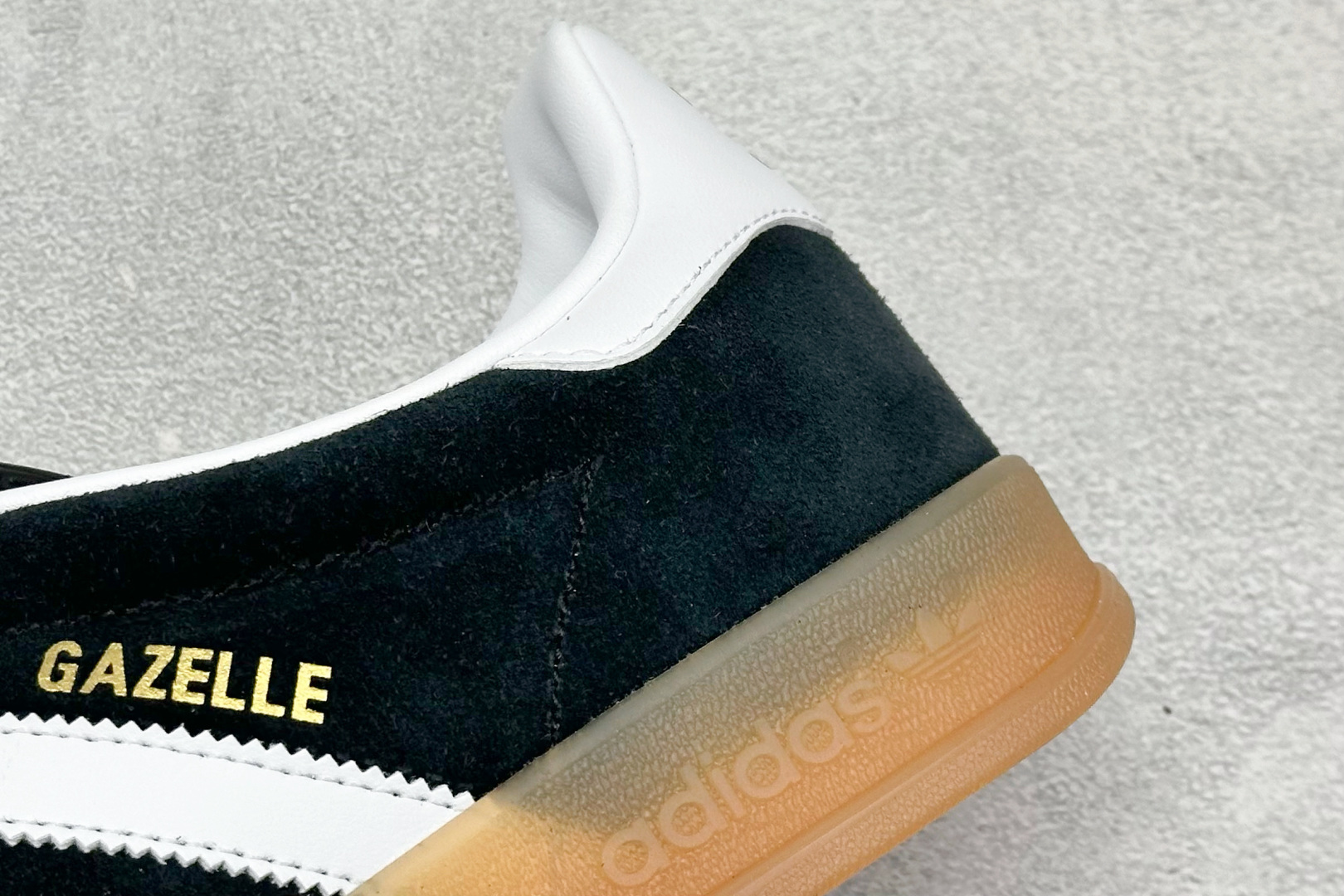 190 AdidOriginals Gazelle Indoor 三叶草复古休闲防滑耐磨低帮板鞋  JI2060