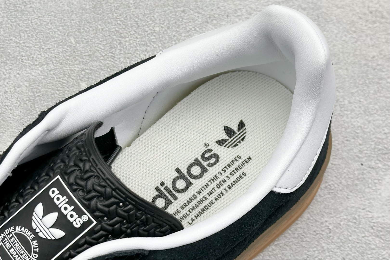 190 AdidOriginals Gazelle Indoor 三叶草复古休闲防滑耐磨低帮板鞋  JI2060