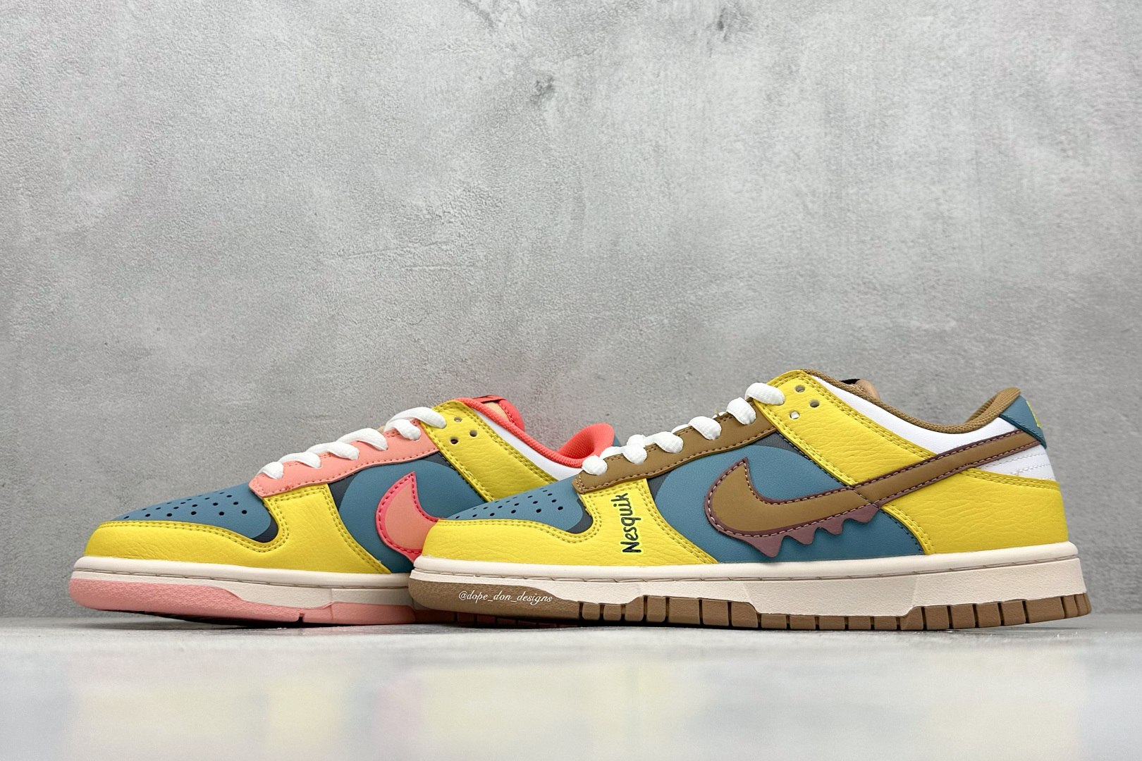 福利特价 放店私
Nk SB Dunk Low Pro 联名周年高端定制 低帮休闲板鞋
#定制鞋盒 大厂