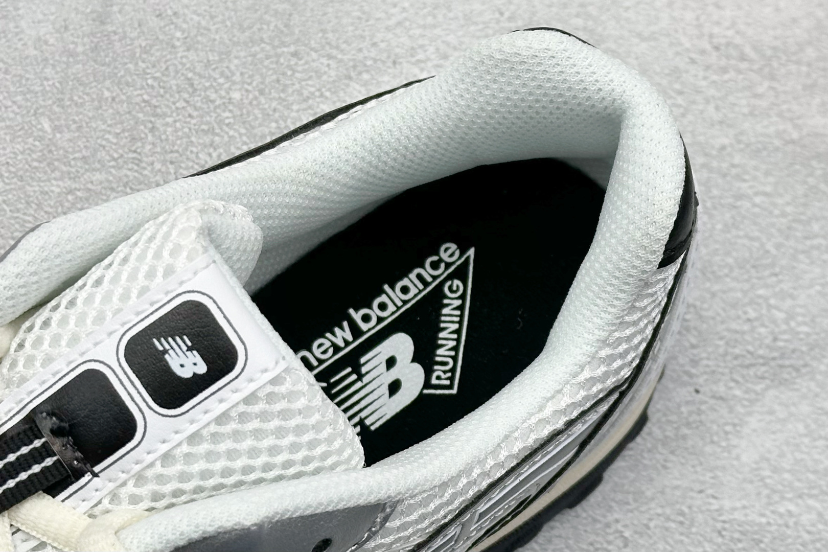 220 F版New Balance 新百伦204 系列 复古休闲运动百搭老爹跑步鞋 U204LSWD