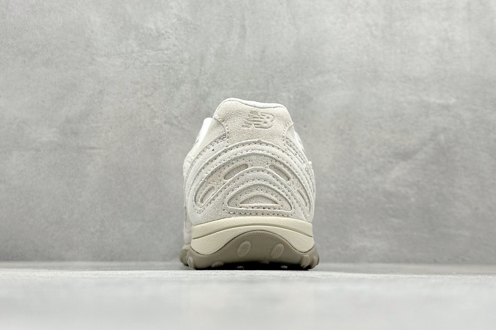 220 F版New Balance 新百伦204 系列 复古休闲运动百搭老爹跑步鞋 U204LMMC
