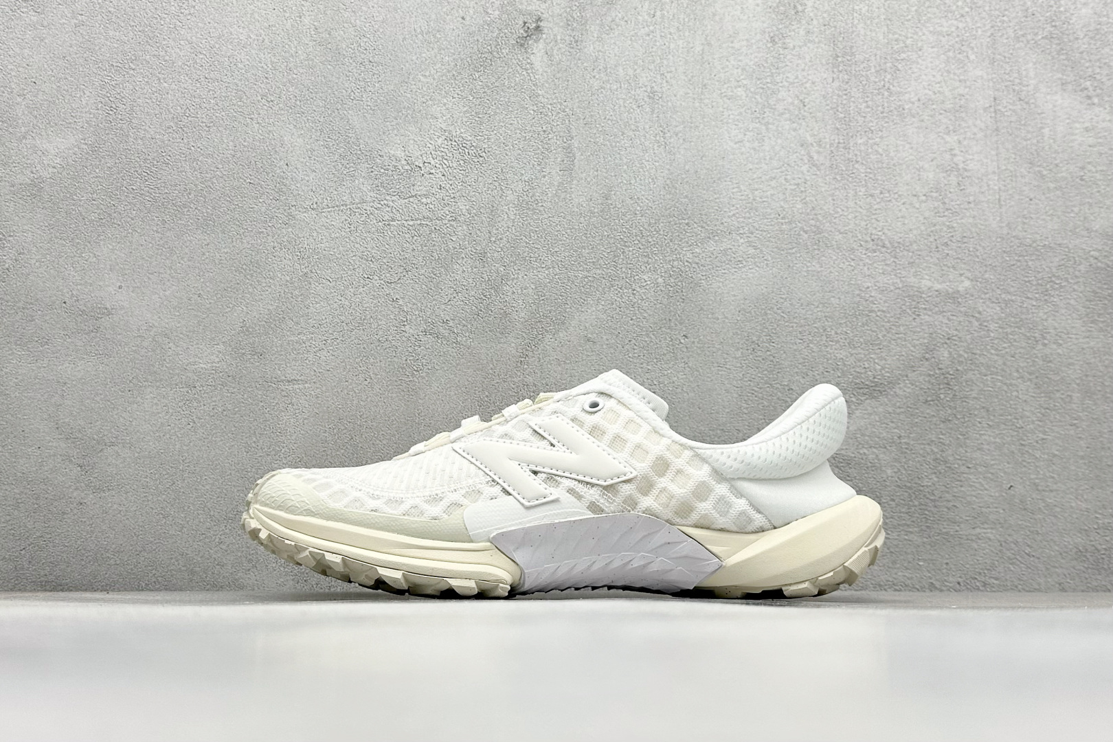 200 XC版New Balance NB MT10O 舒适时尚 减震耐磨 低帮 生活休闲鞋  MTM10LEC