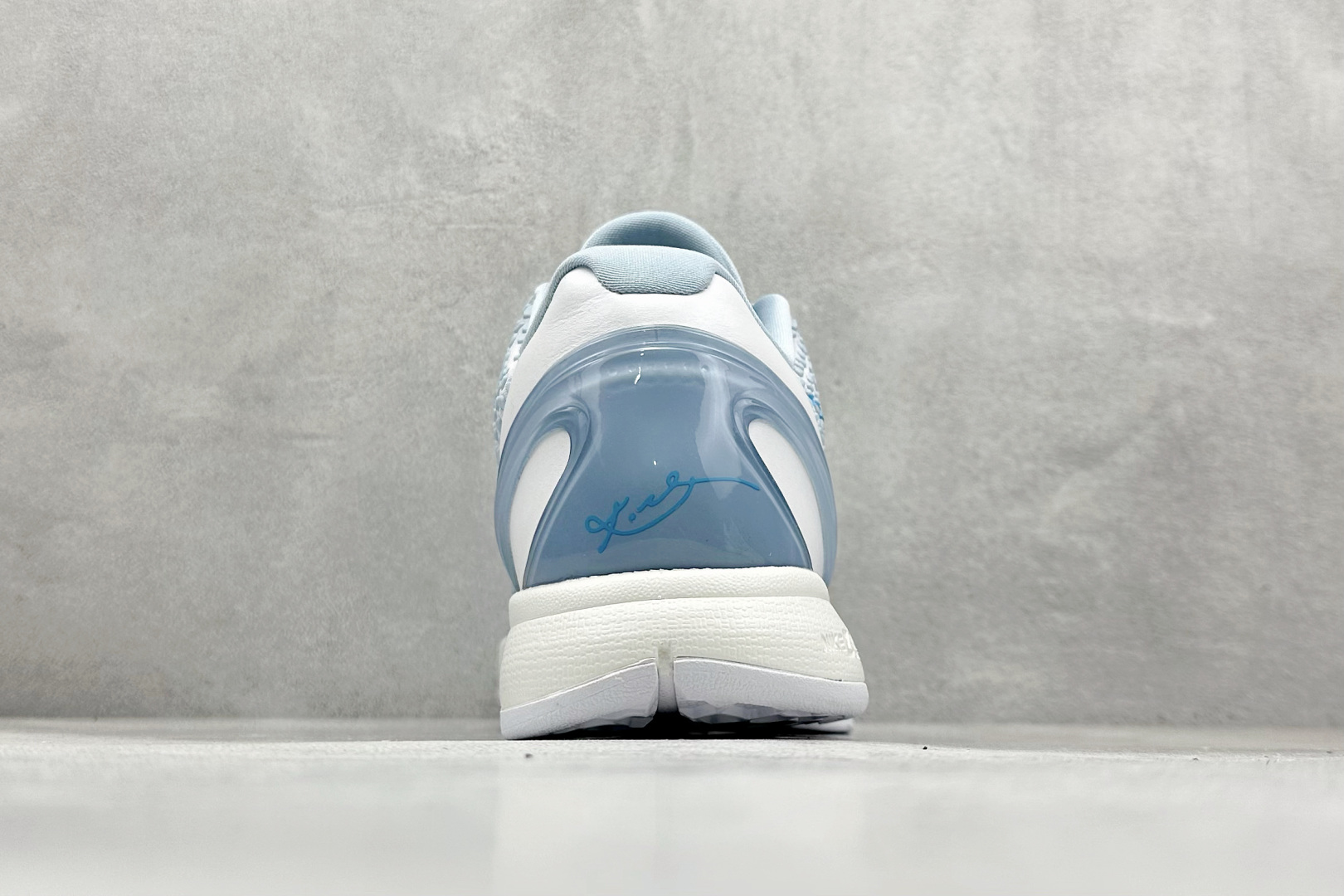 300 GJR NK Zoom Kobe 6 科比六代 前后气垫加持 信仰绝不减配 IO3672-400