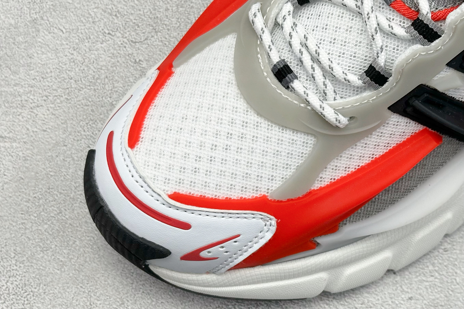 300 AdidOriginals Adistar Jellyfish 阿迪复古舒适防滑减震运动鞋 JP9271