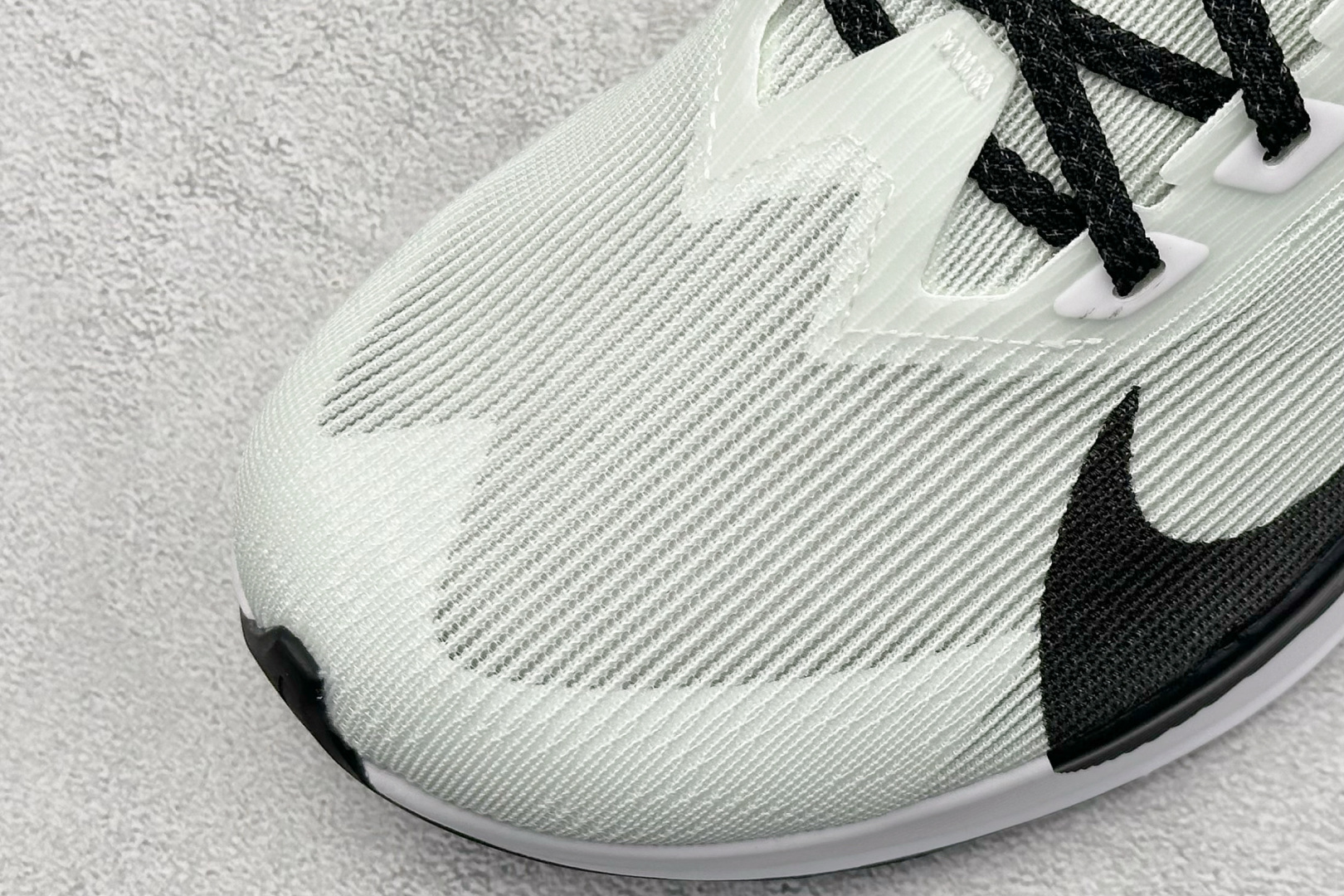 220 Nike ZoomX Vaporfly NEXT% 4耐克 轻量化 网面透气运动鞋  HF6414-101