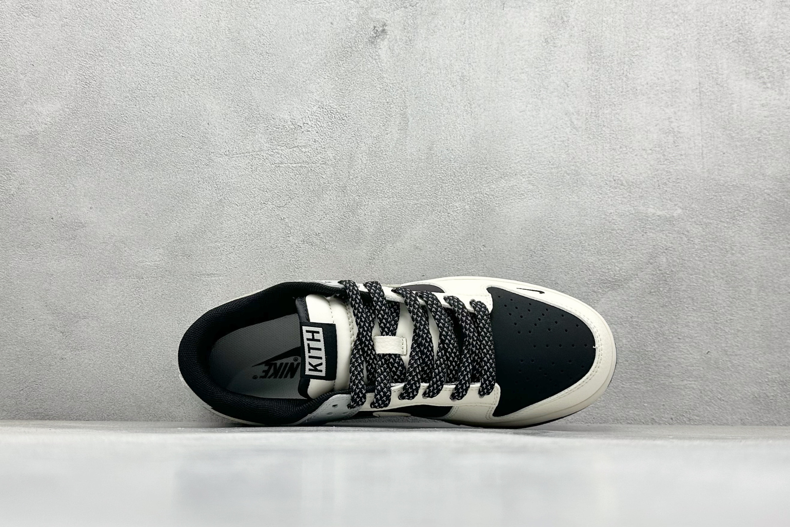280 Nike SB Dunk Low x KITH 白黑三小勾 QW5836-012