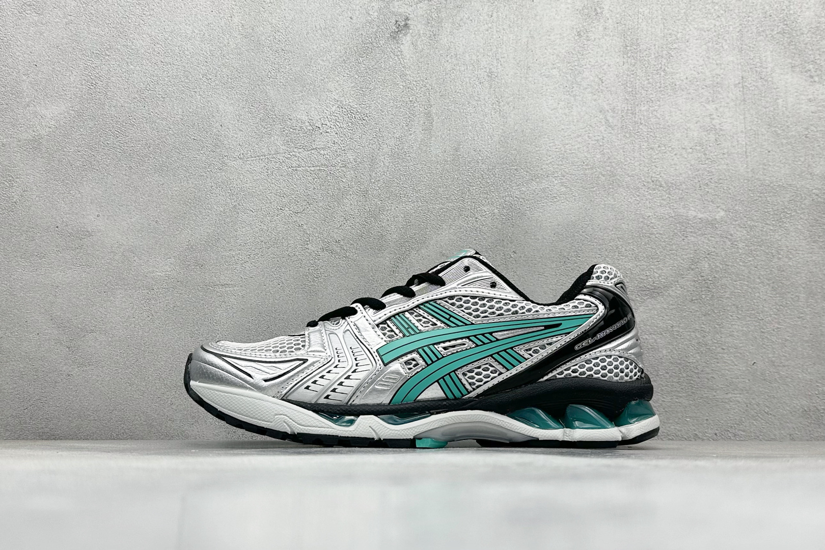 220 Asics Gel-Kayano 14 亚瑟士运动休闲透气专业跑鞋  1203A740-101