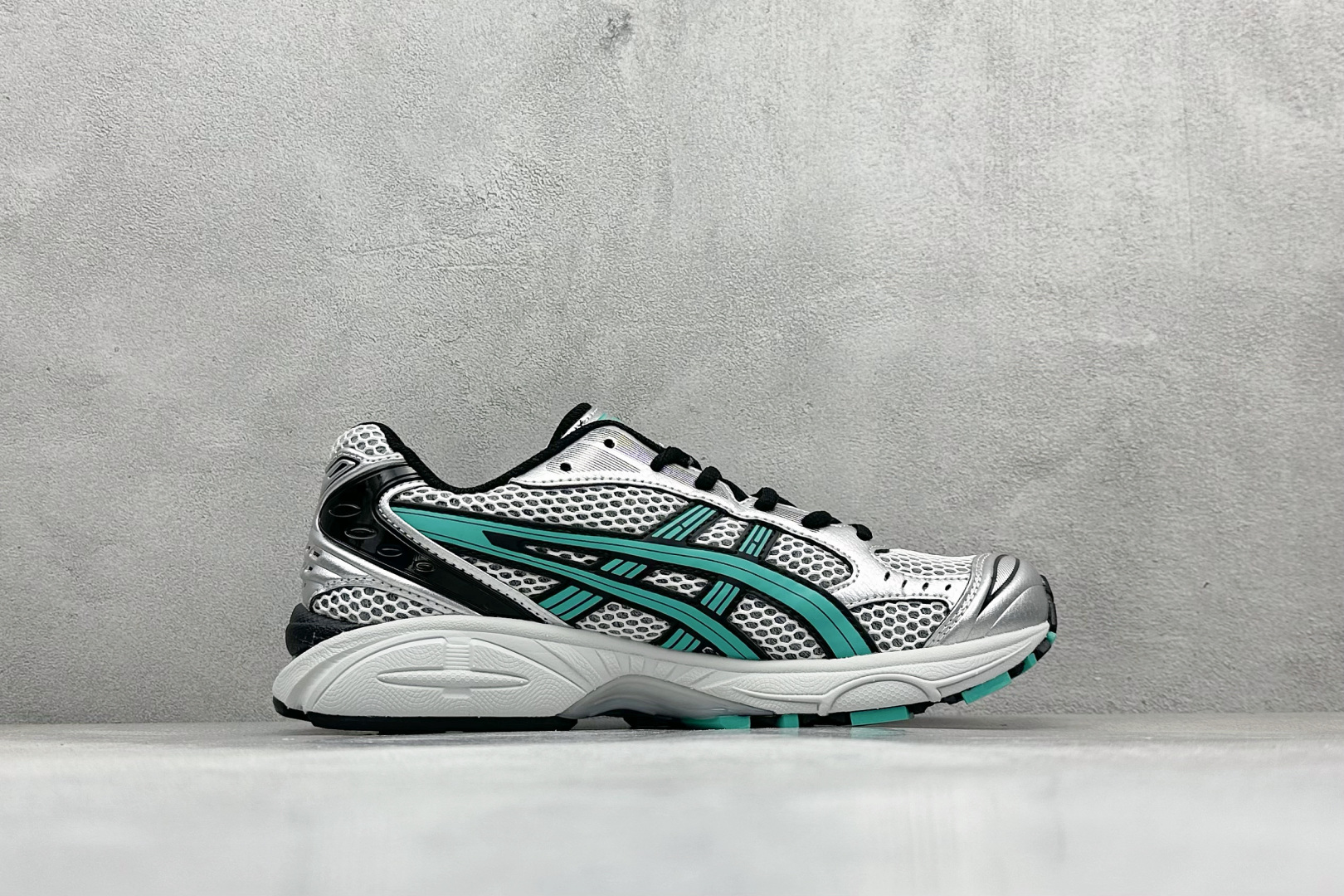 220 Asics Gel-Kayano 14 亚瑟士运动休闲透气专业跑鞋  1203A740-101