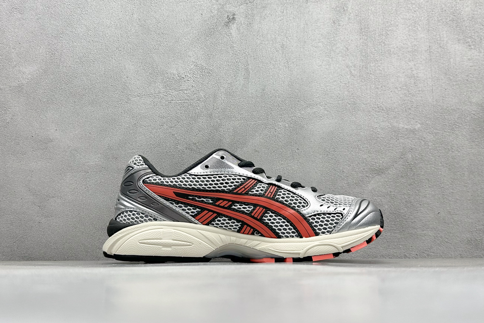 220 Asics Gel-Kayano 14 亚瑟士运动休闲透气专业跑鞋  1203A740-100