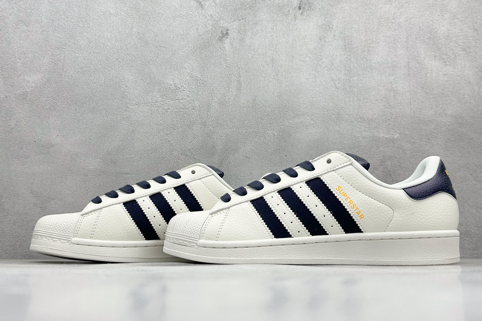 140 AdidOriginals Superstar II 联名款贝壳头  JR6989