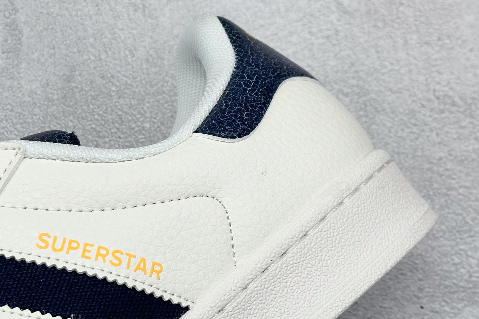 140 AdidOriginals Superstar II 联名款贝壳头  JR6989
