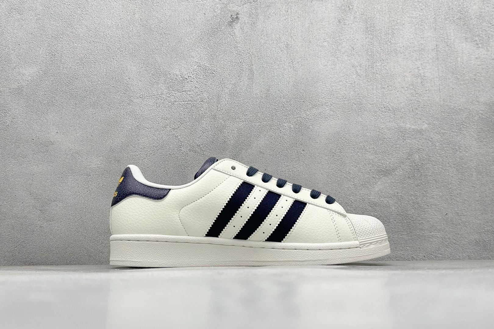 140 AdidOriginals Superstar II 联名款贝壳头  JR6989