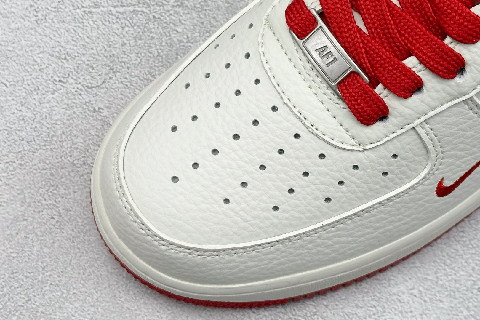 260 SC版Nike Air Force 1'07 Low 古驰联名 白红 空军一号低帮休闲板鞋  SC0601-570