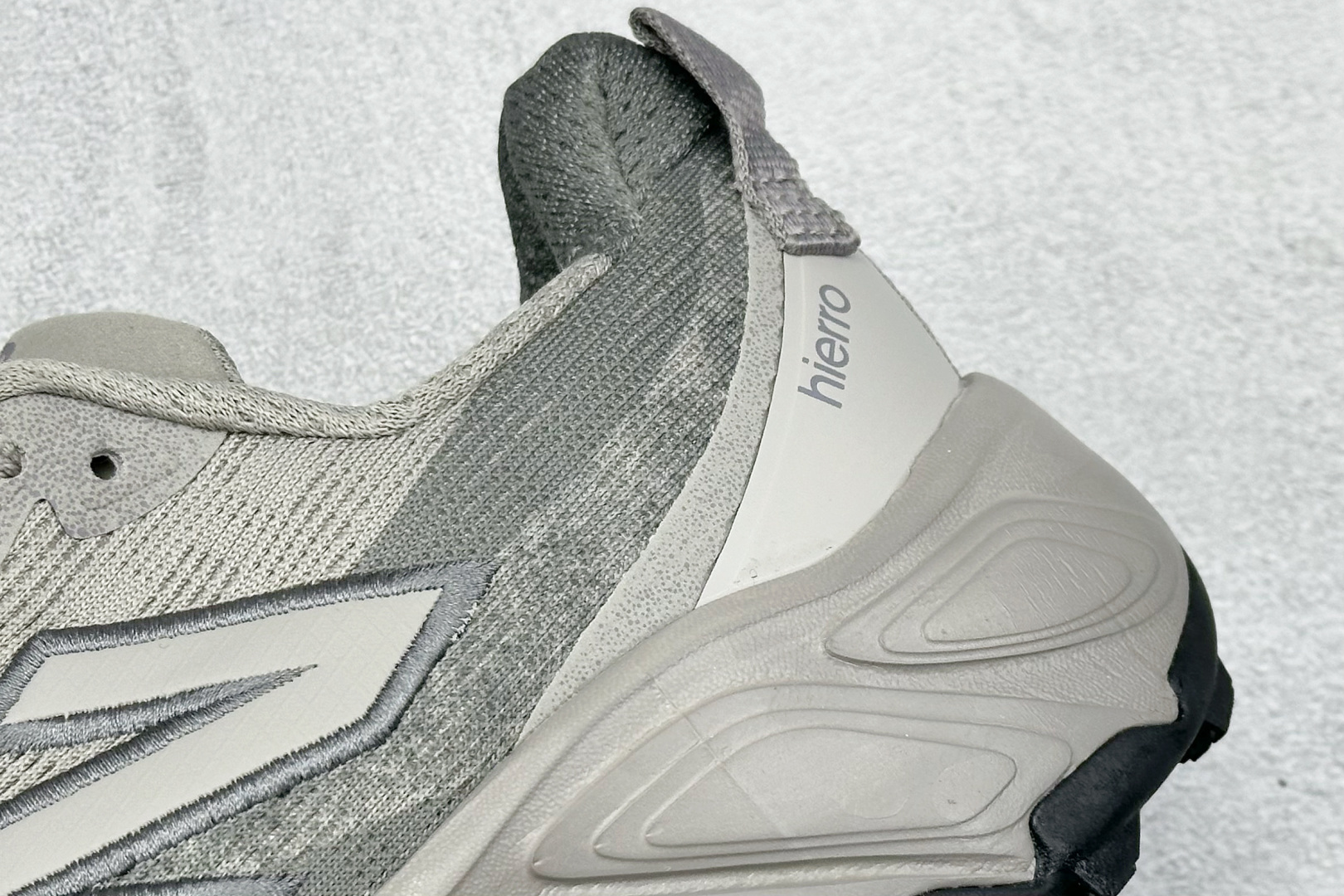 210 New Balance NB Fresh Foam X Hierro v9 柔软舒适 低帮 越野跑步鞋 W880B15