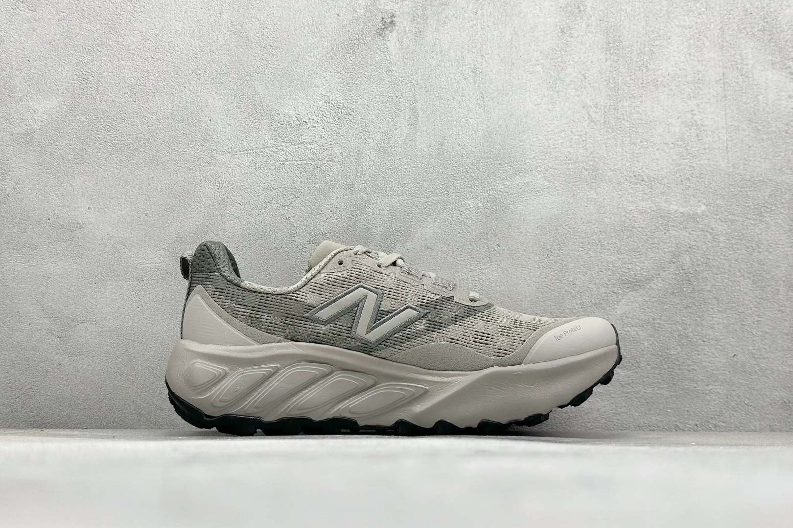 210 New Balance NB Fresh Foam X Hierro v9 柔软舒适 低帮 越野跑步鞋 W880B15