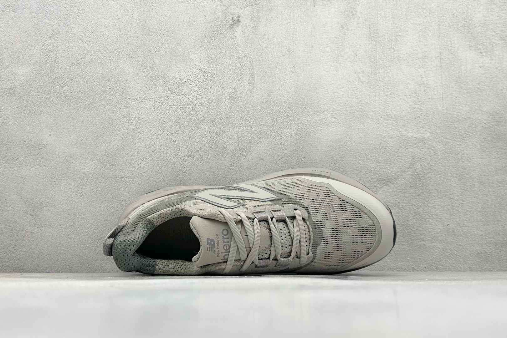 210 New Balance NB Fresh Foam X Hierro v9 柔软舒适 低帮 越野跑步鞋 W880B15