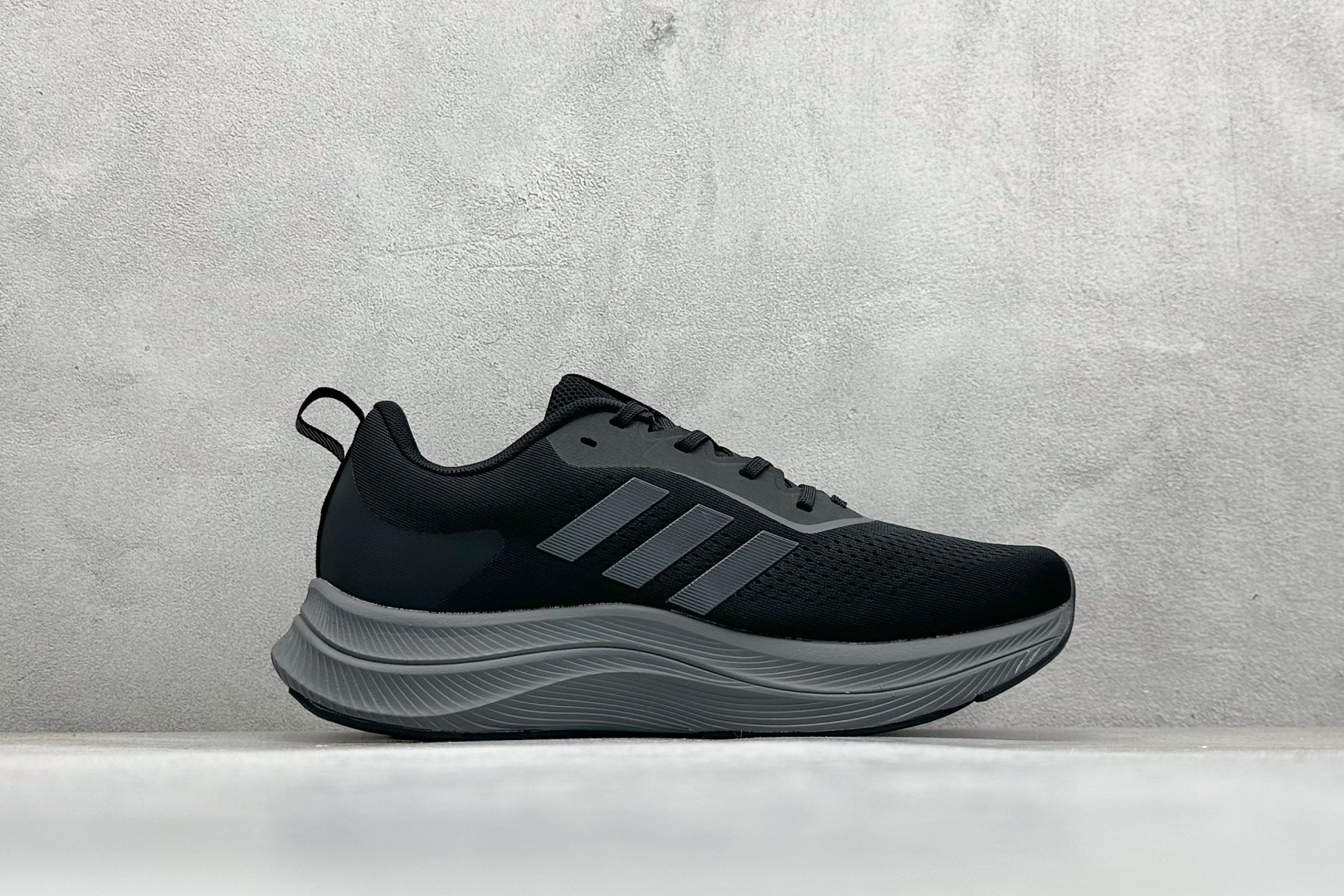 180 AD TERREX GORE-TEX 网布透气轻便低帮跑步鞋 D68972