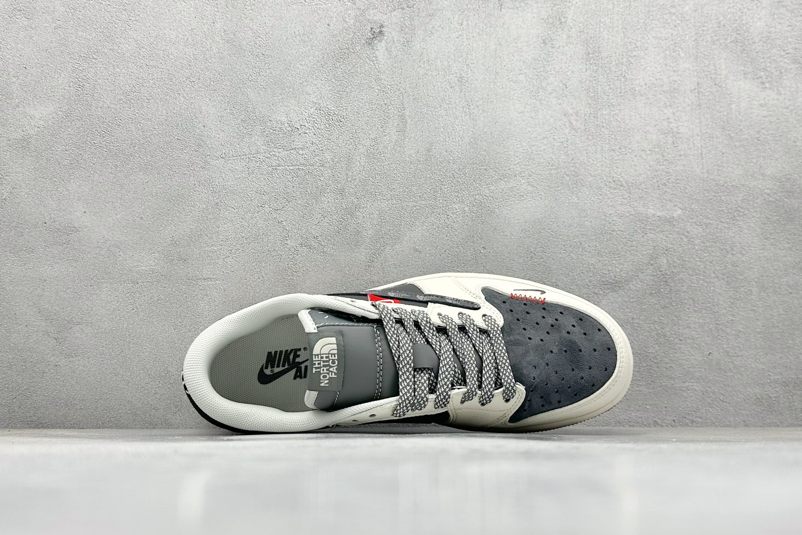 280 Travis Scott x Fragment Design x Air Jordan 1 Low SP AJ1 乔1 北面联名 印花米黑织标 低帮文化休闲板鞋  QW5088-205