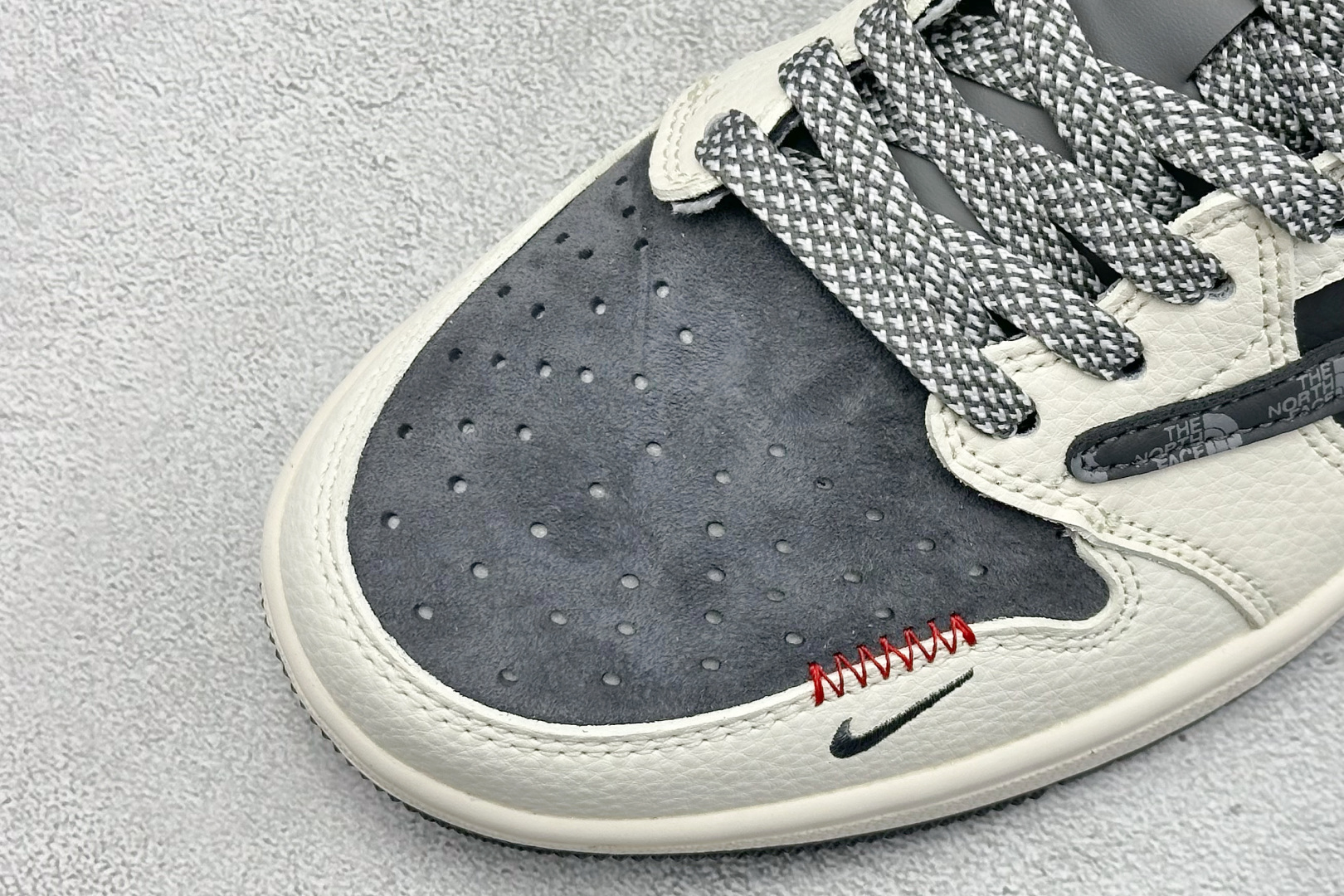 280 Travis Scott x Fragment Design x Air Jordan 1 Low SP AJ1 乔1 北面联名 印花米黑织标 低帮文化休闲板鞋  QW5088-205