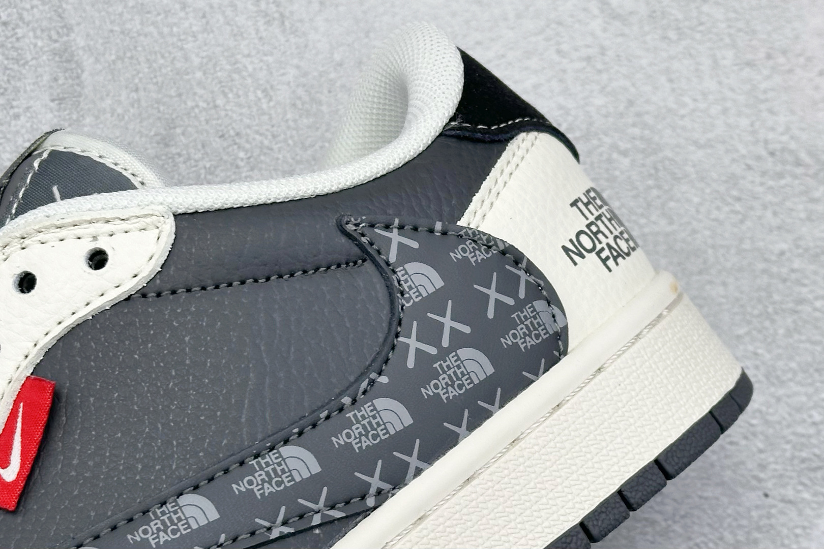 280 Travis Scott x Fragment Design x Air Jordan 1 Low SP AJ1 乔1 北面联名 印花米黑织标 低帮文化休闲板鞋  QW5088-205