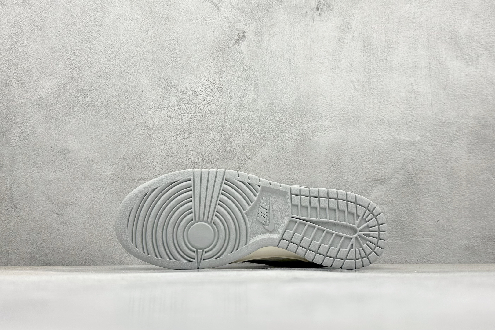 280 Nike SB Dunk Low LV联名 黑牛仔印花  低帮休闲板鞋  JP1628-020