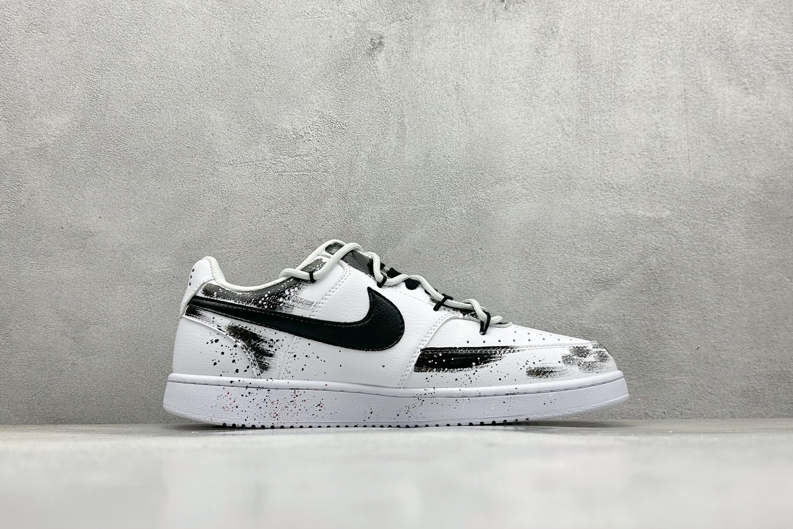 260 Nike Court VisiLow 绑带手绘涂鸦 休闲运动板鞋 低帮百搭透气休闲运动板 DH2987-101