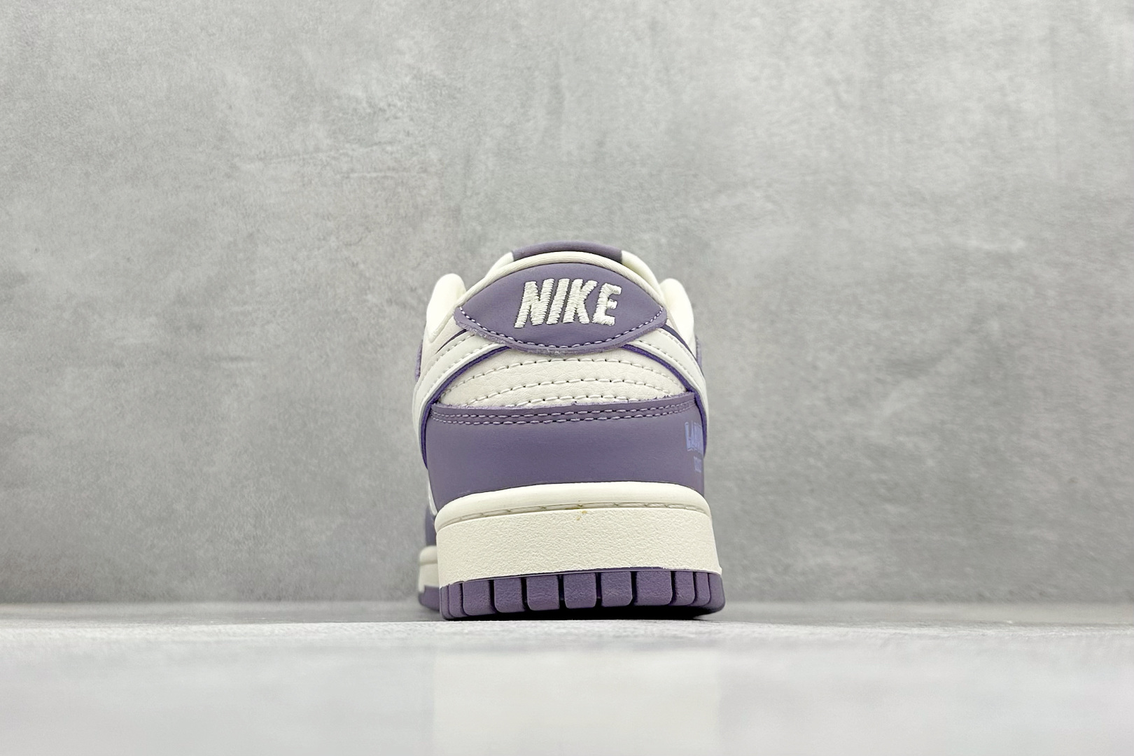 280 XC版Nike SB Dunk Low x LABUBU 紫白小勾  SR2025-005