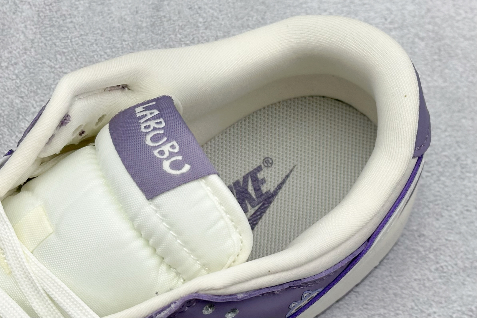 280 XC版Nike SB Dunk Low x LABUBU 紫白小勾  SR2025-005