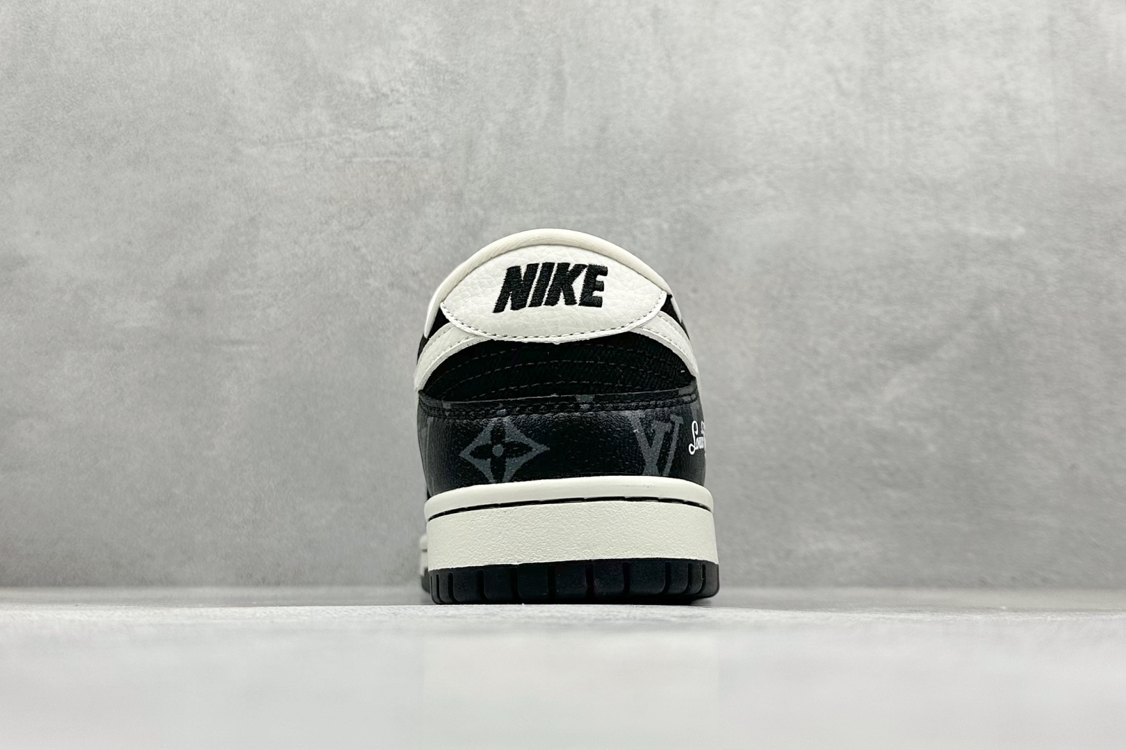 280 SC版Nike SB Dunk Low LV联名 暗夜幽白  低帮休闲板鞋  SC0601-458