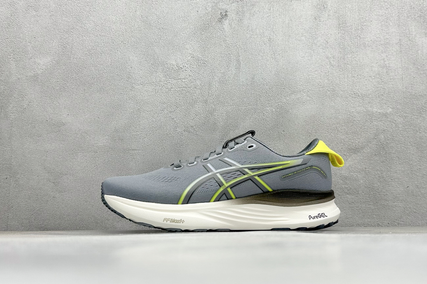 170 Asics Gel-Kayano 32 亚瑟士运动休闲透气专业跑鞋  1011C052-021