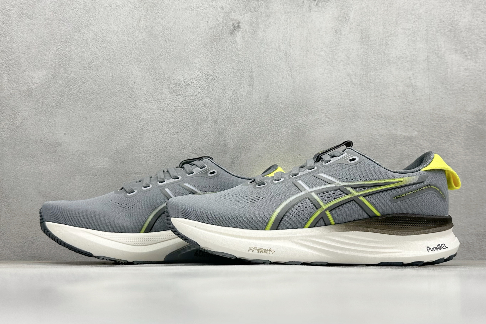 170 Asics Gel-Kayano 32 亚瑟士运动休闲透气专业跑鞋  1011C052-021