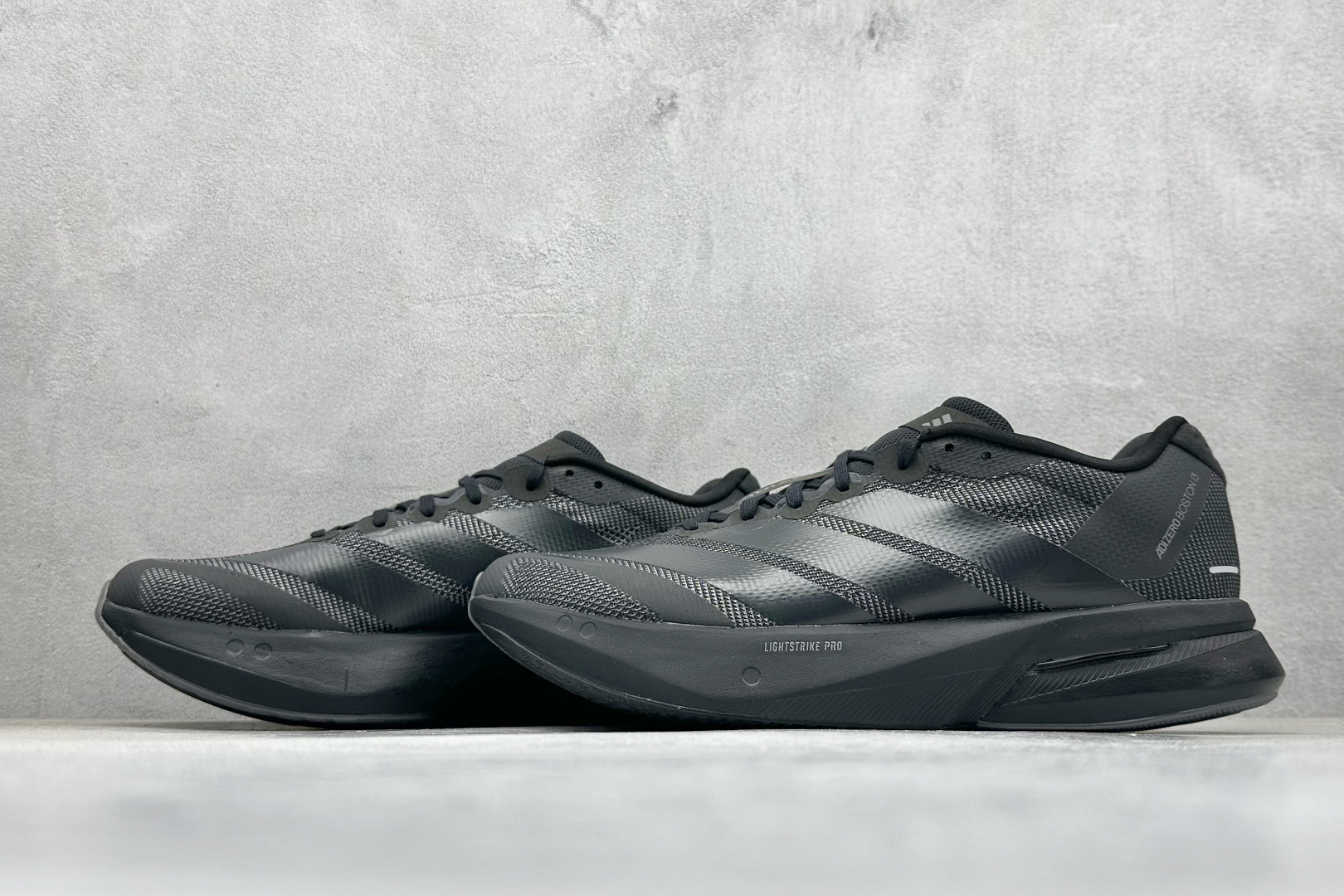 220 RS版AdidADIZERO BOST13 泡棉搭配碳纤维板 缓震透气跑步鞋 JS4941