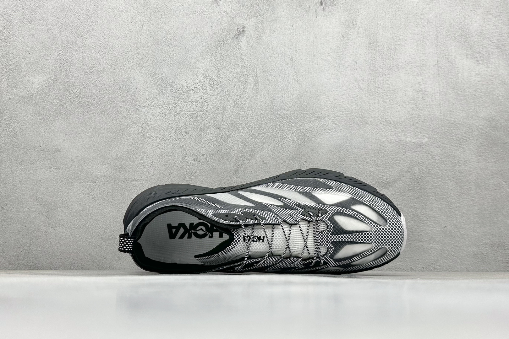 200 Hoka One One Mafate Speed 4 Lite 银黑 玛法特低帮轻量户外运动鞋 1168971-BWHT