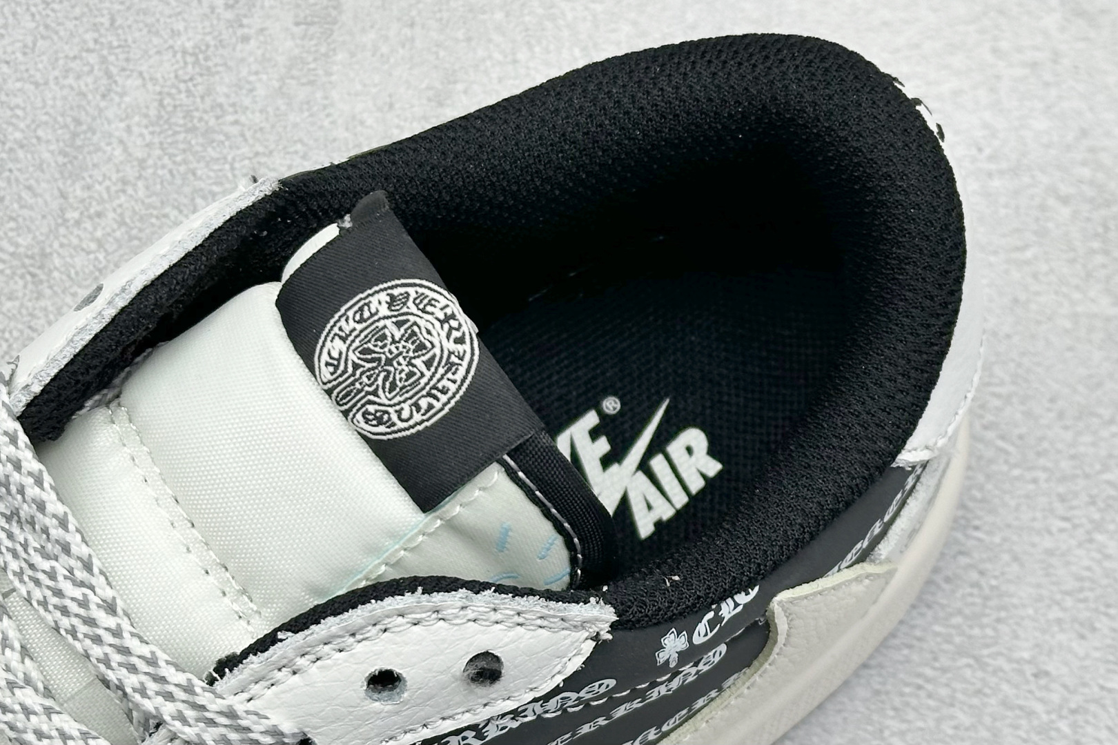 280 XC版Travis Scott x Fragment Design x Air Jordan 1 Low SP AJ1 乔1 克罗心联名 黑白字母 低帮文化休闲板鞋  DZ5899-010