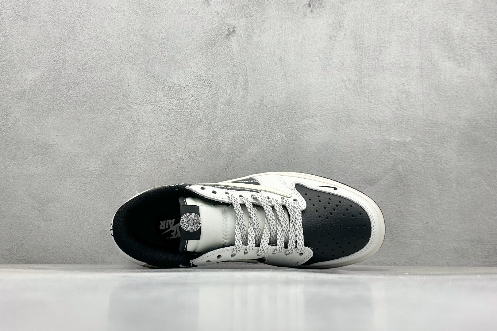 280 XC版Travis Scott x Fragment Design x Air Jordan 1 Low SP AJ1 乔1 克罗心联名 黑白字母 低帮文化休闲板鞋  DZ5899-010